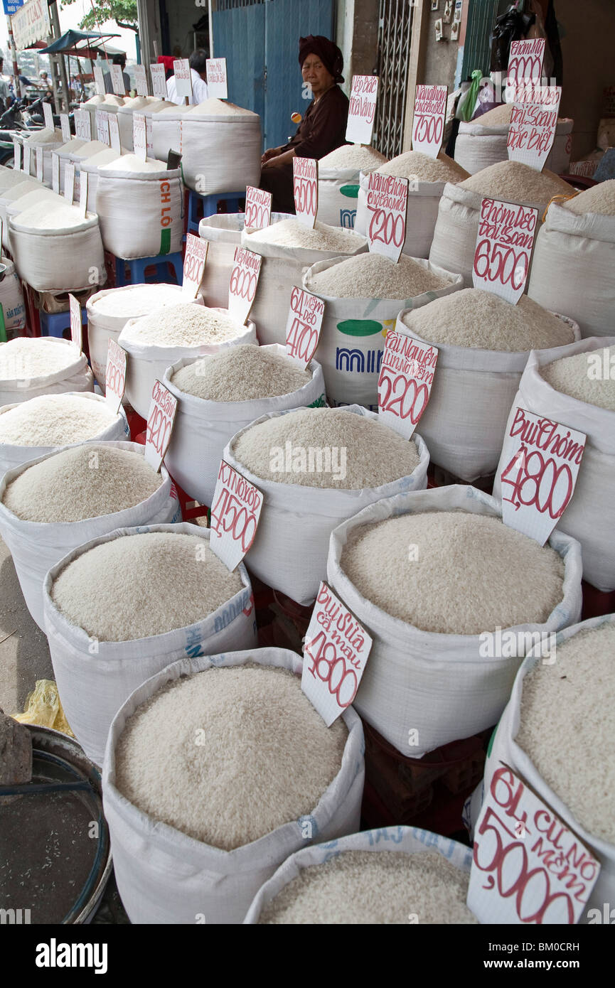 People Selling Rice Old woman selling rice on the Ben-Thanh market, Saigon, Ho Chi Minh ...