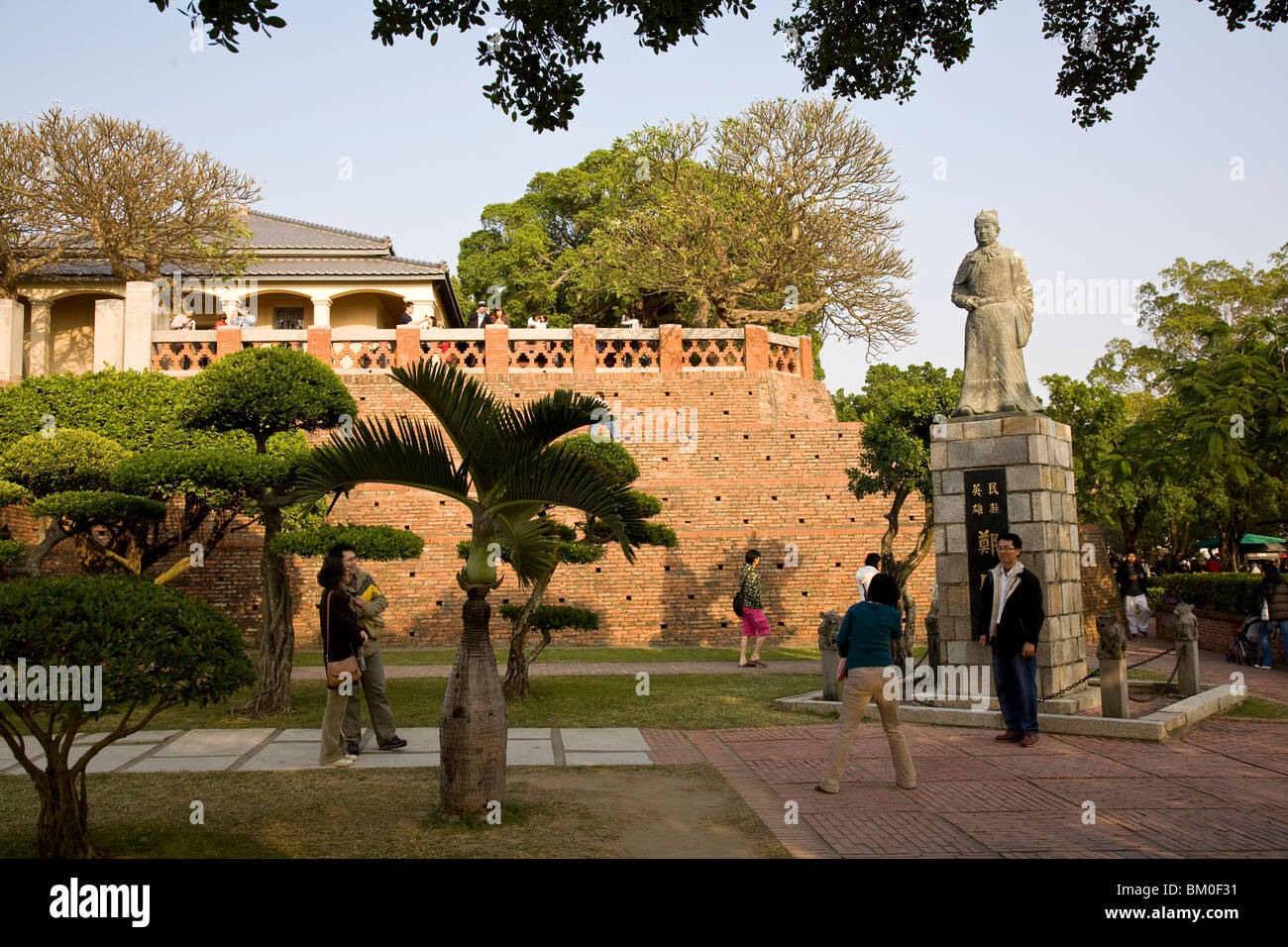 Tourists in front of statue of Koxinga, Zheng Chenggong, Fort Zeelandia, Tainan, Republic of China, Taiwan, Asia Stock Photo