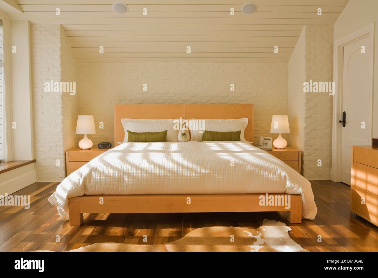 Master Bedroom With King Size Bed In Luxurious Home Stock Photo Alamy