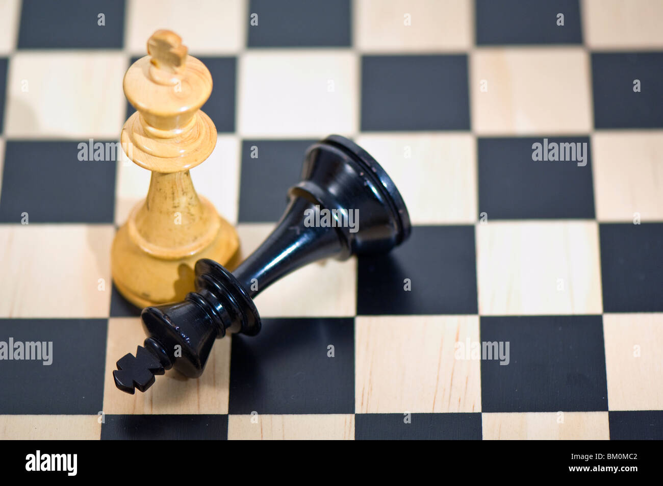 King and soldier chess pieces on transparent background