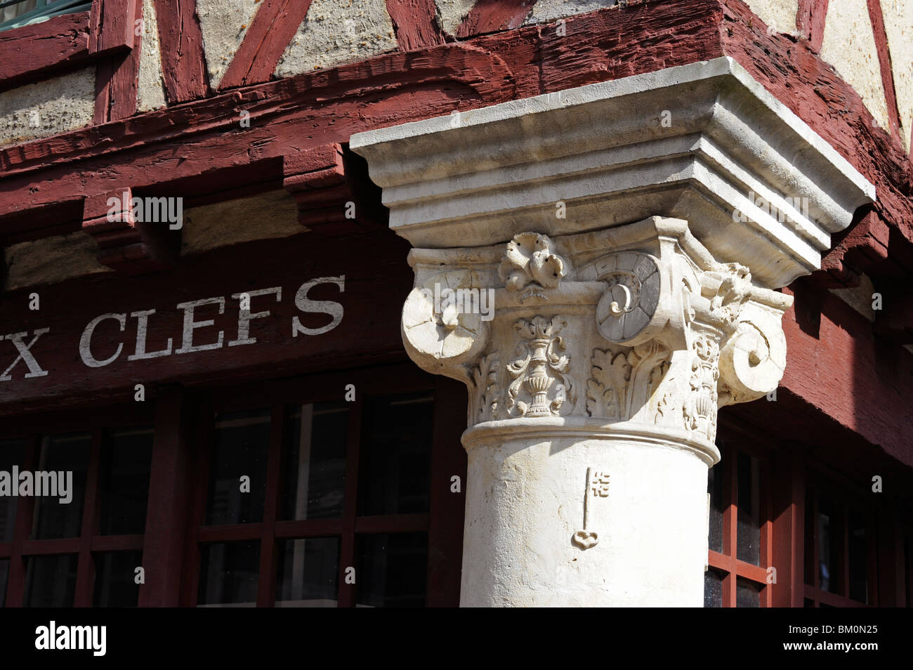 Le pilier aux clefs in Grande Rue,Plantagenet City, Old town of Le Mans, Sarthe, France Stock Photo