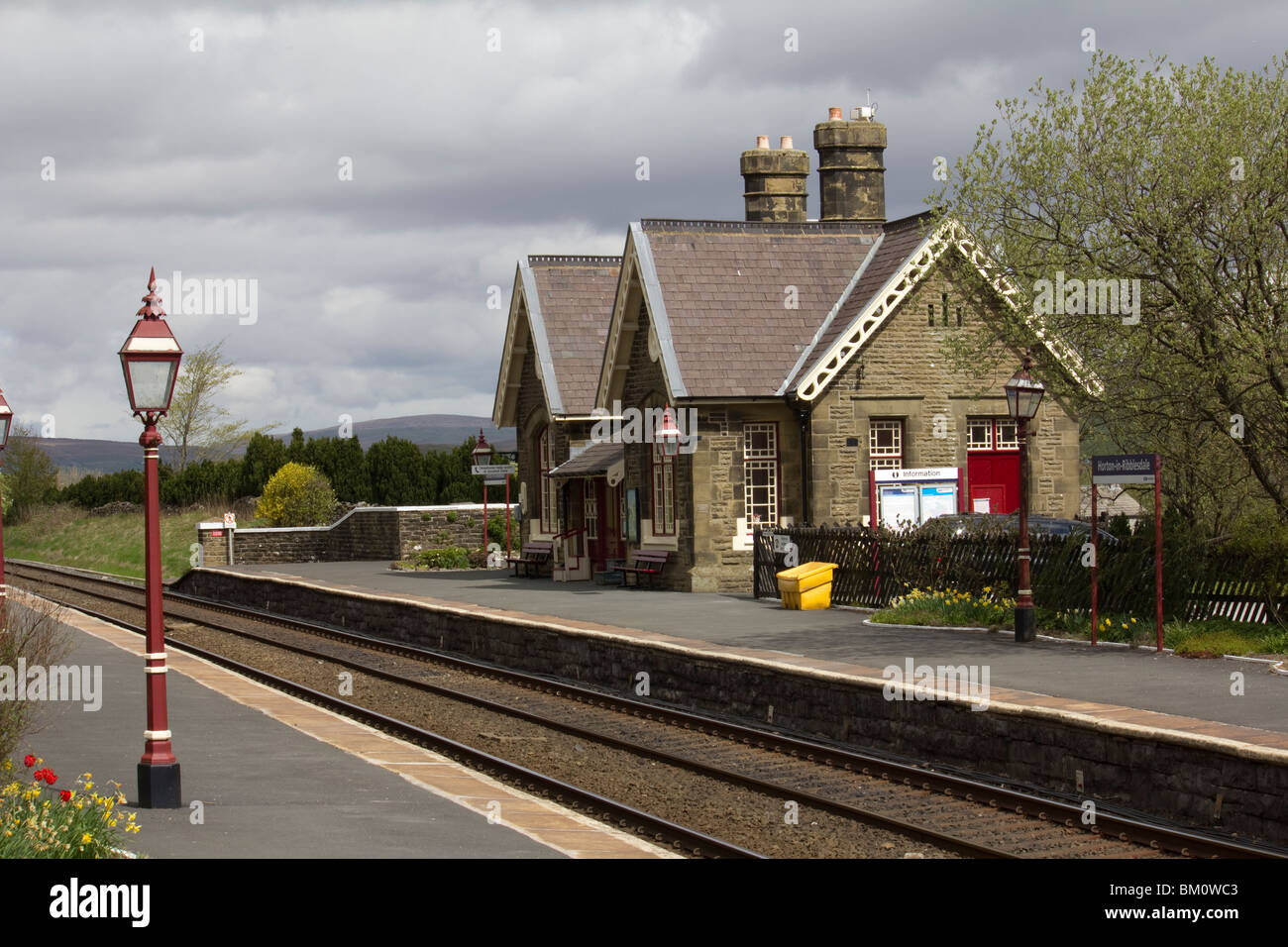 Horton in ribblesdale railway station yorkshire dales hi-res stock ...