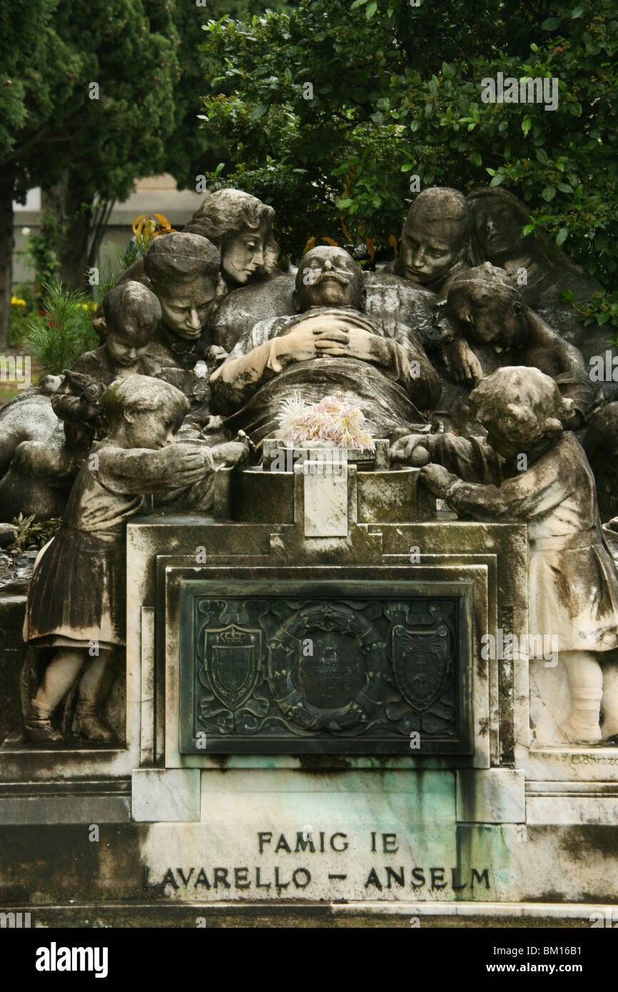 Staglieno Monumental Cemetery, Cimitero Monumentale, Staglieno, Genoa ...