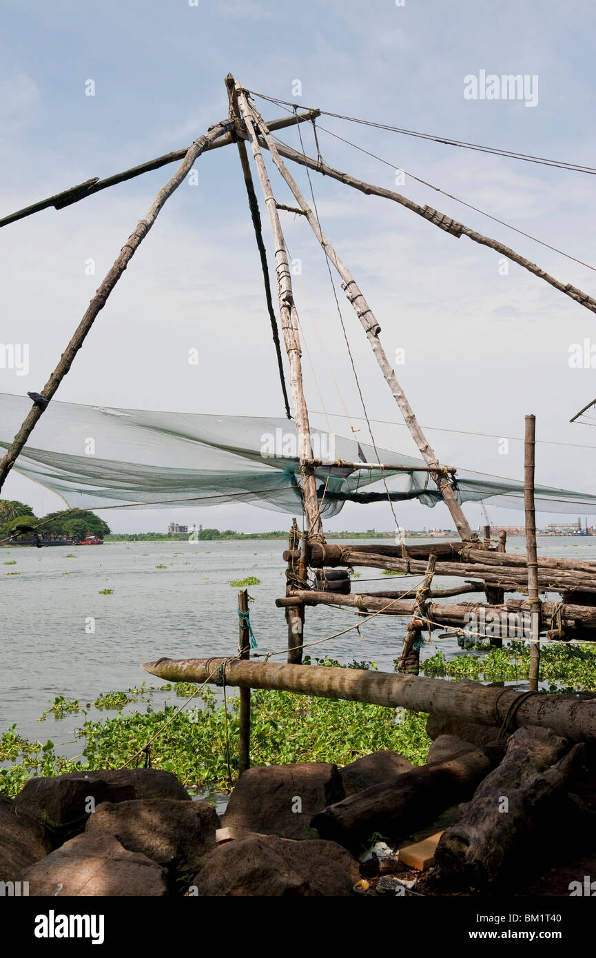 The Chinese Fishing Nets in Cochin, India Stock Photo - Alamy