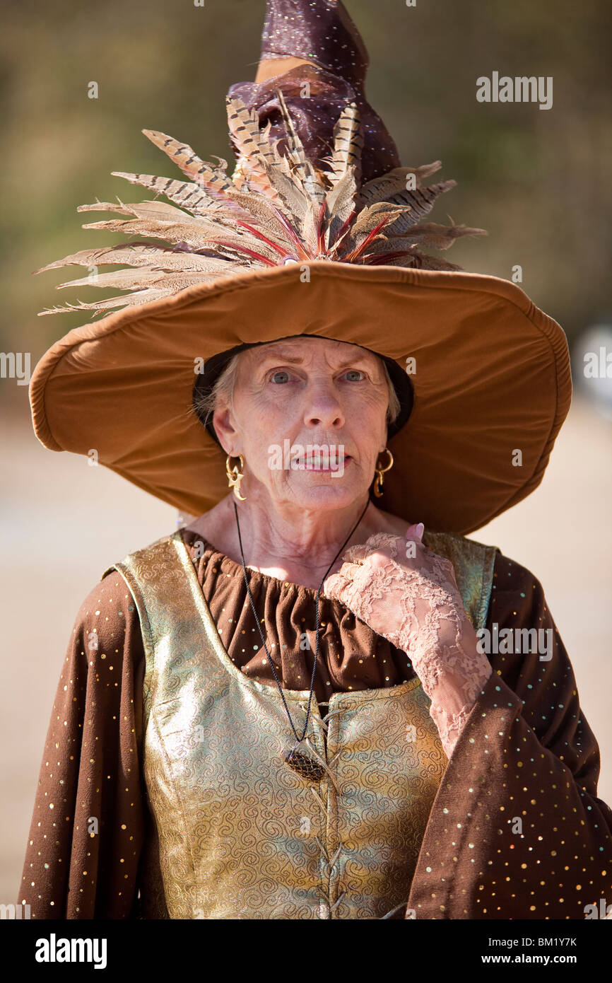 Renaissance festival woman hires stock photography and images Alamy