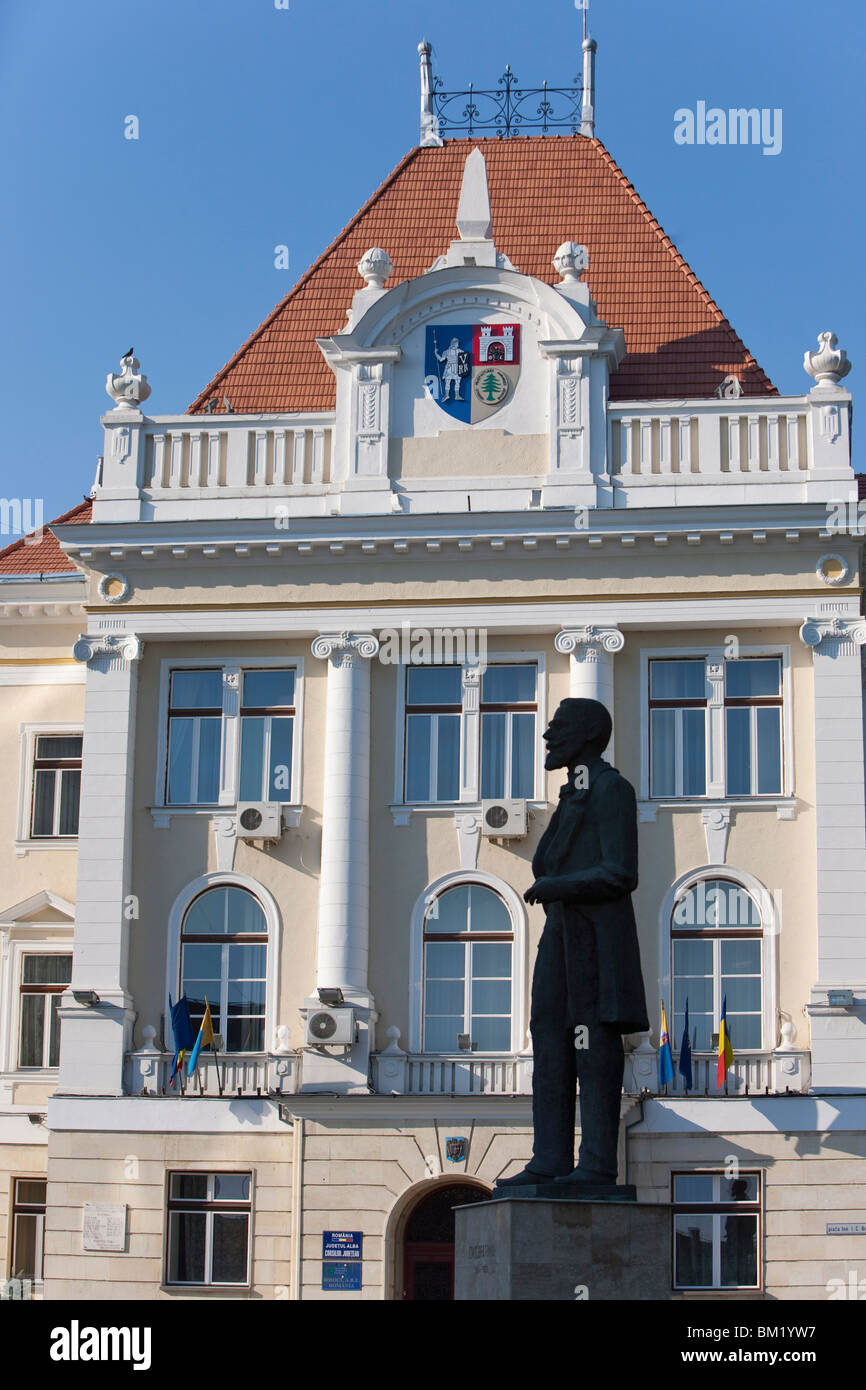 Statue of Ion I. C. Bratianu, Hunedoara, Romania, Europe Stock Photo
