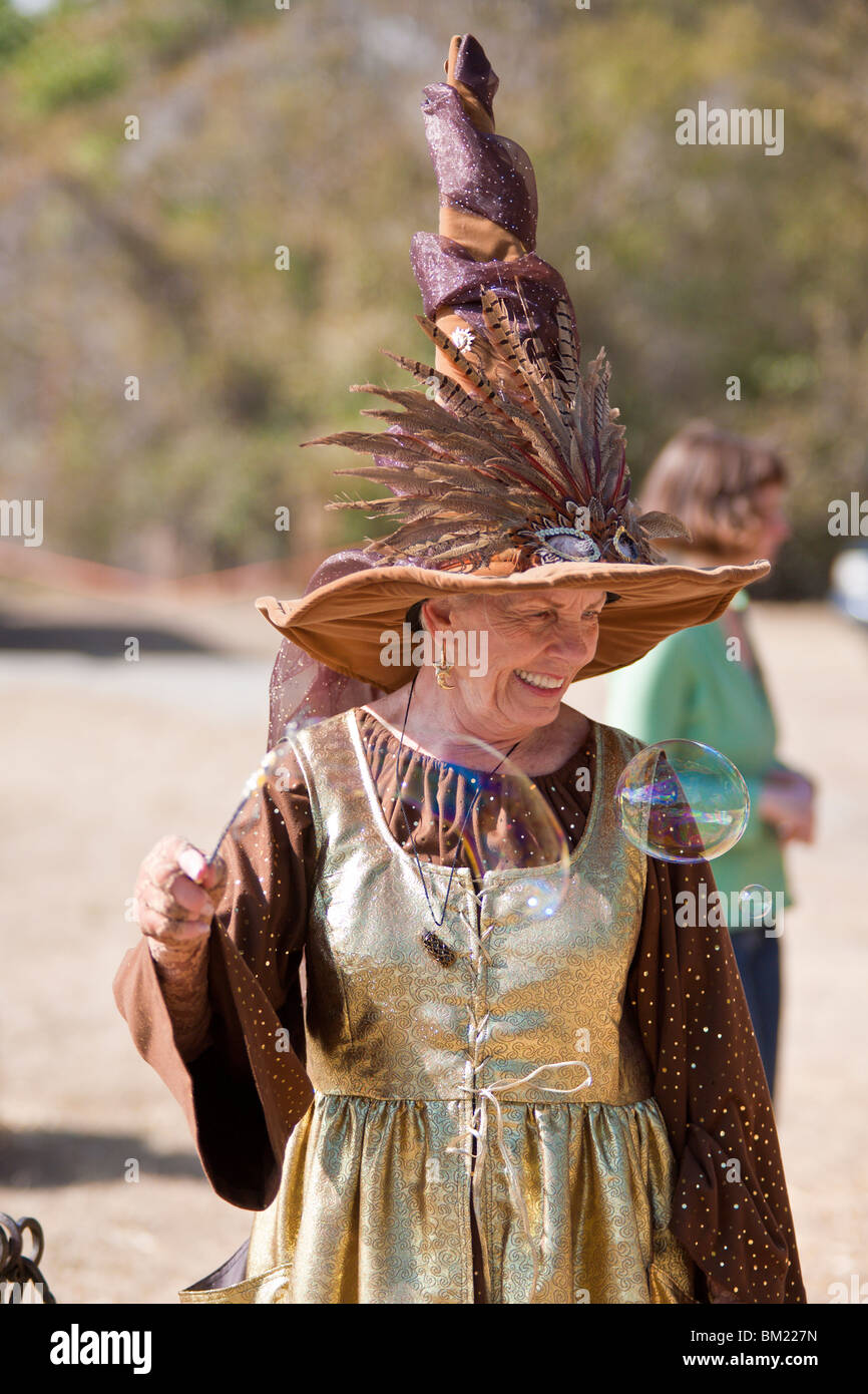 Renaissance festival woman hires stock photography and images Alamy