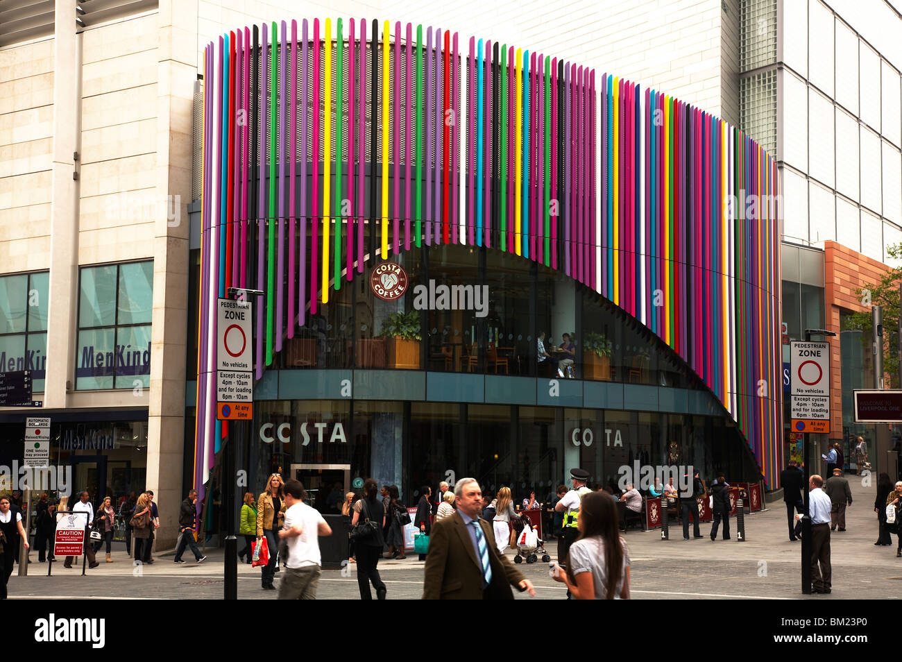 Shopping mall uk hi-res stock photography and images - Alamy