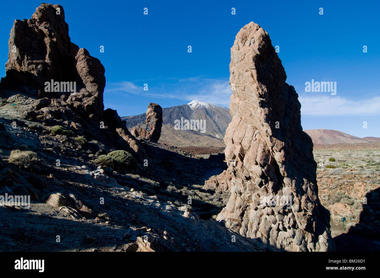 Giant rock formations hi-res stock photography and images