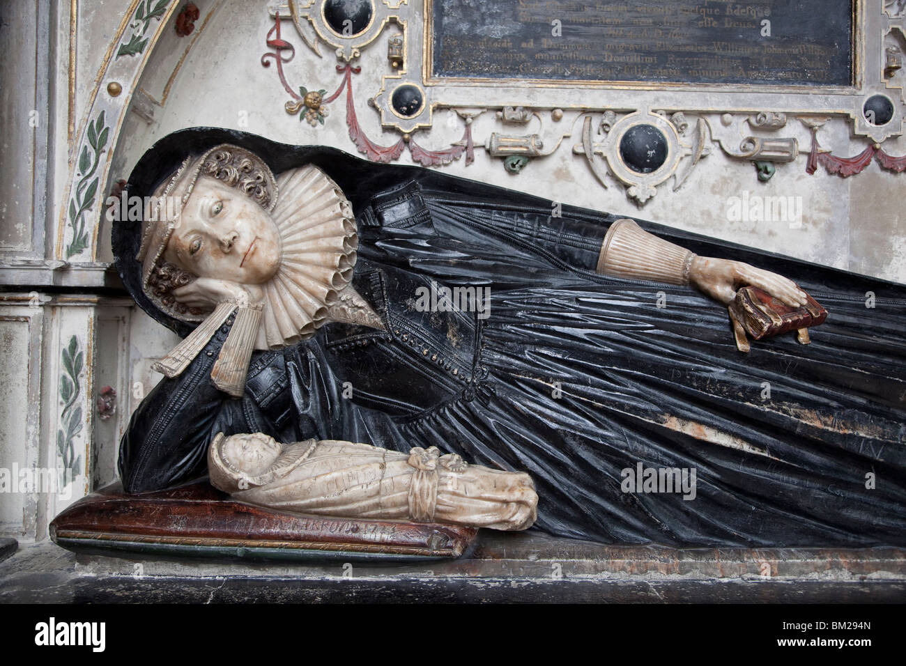 Effigy on tomb of Elizabeth Williams who died in childbirth in 1622, Gloucester Cathedral, Gloucestershire, UK Stock Photo