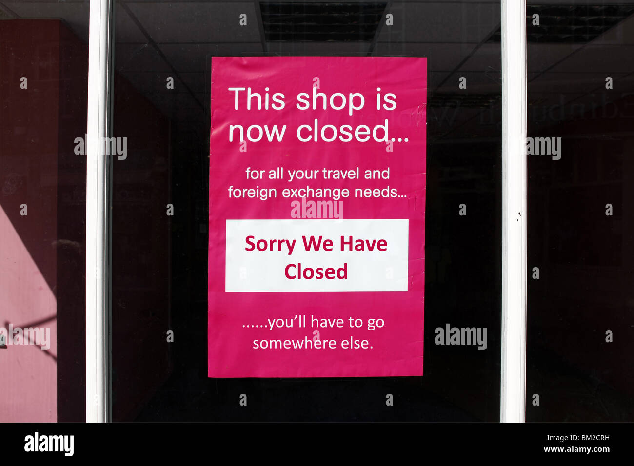 This Shop is Now Closed Sign Stock Photo Alamy