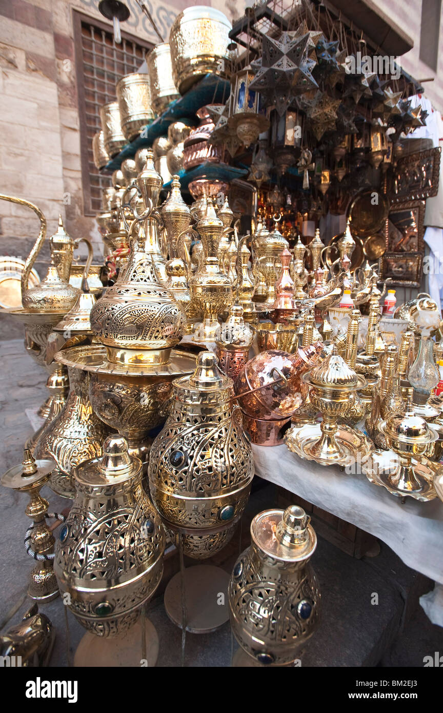 Market cairo egypt souvenirs hires stock photography and images Alamy