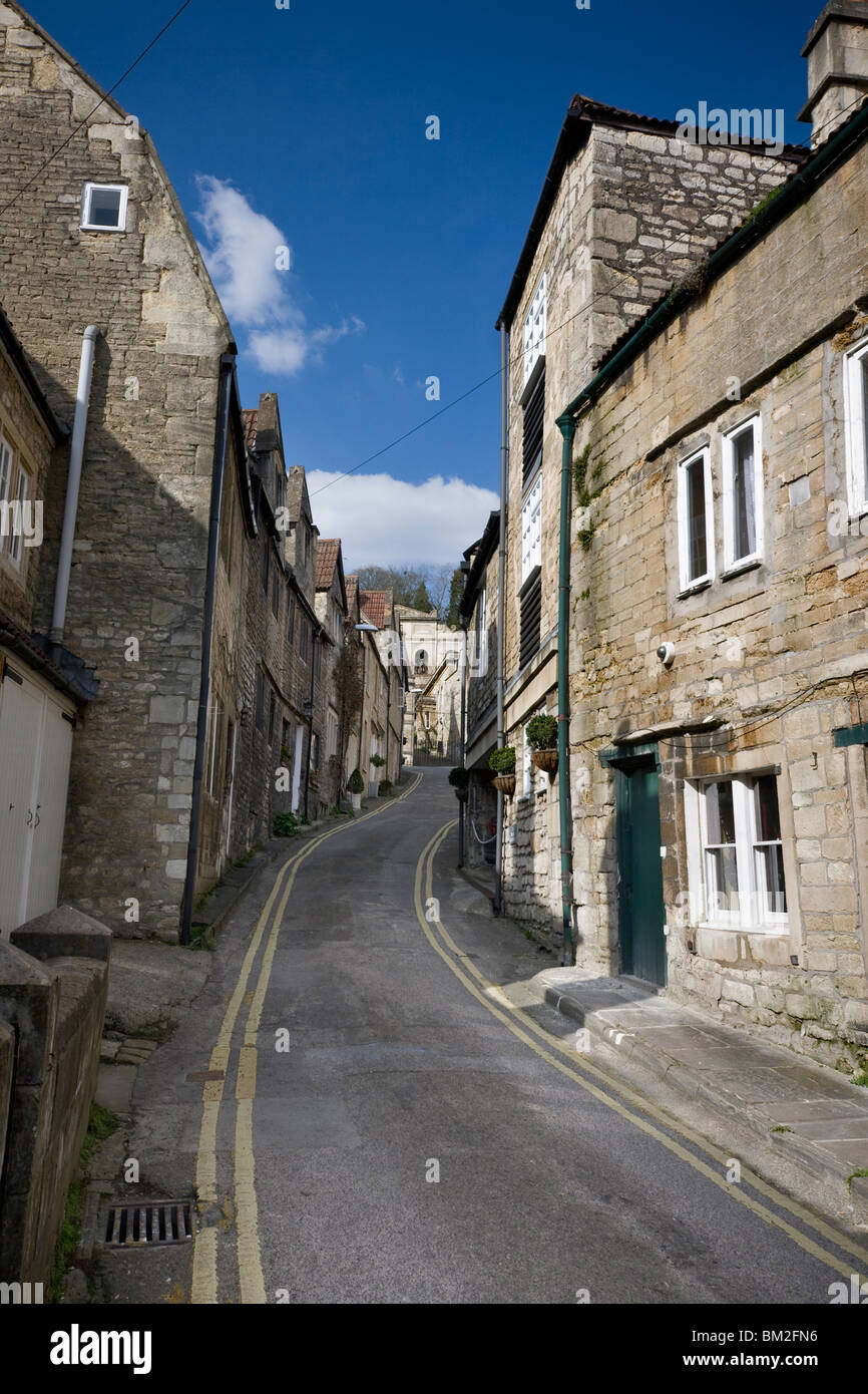 Winding village street hi-res stock photography and images - Alamy