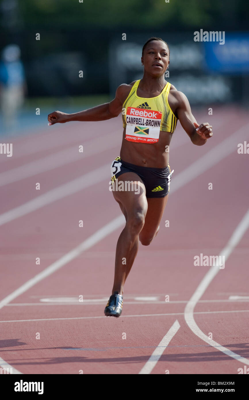 Veronica Campbell Brown (JAM) winner, competing in the 100 meters at the  2009 Reebok Grand Prix Stock Photo - Alamy