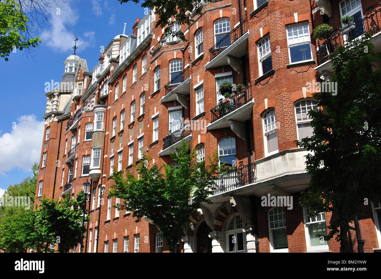 Holland Street, Kensington, Royal Borough of Kensington and Chelsea, London, England, United Kingdom Stock Photo