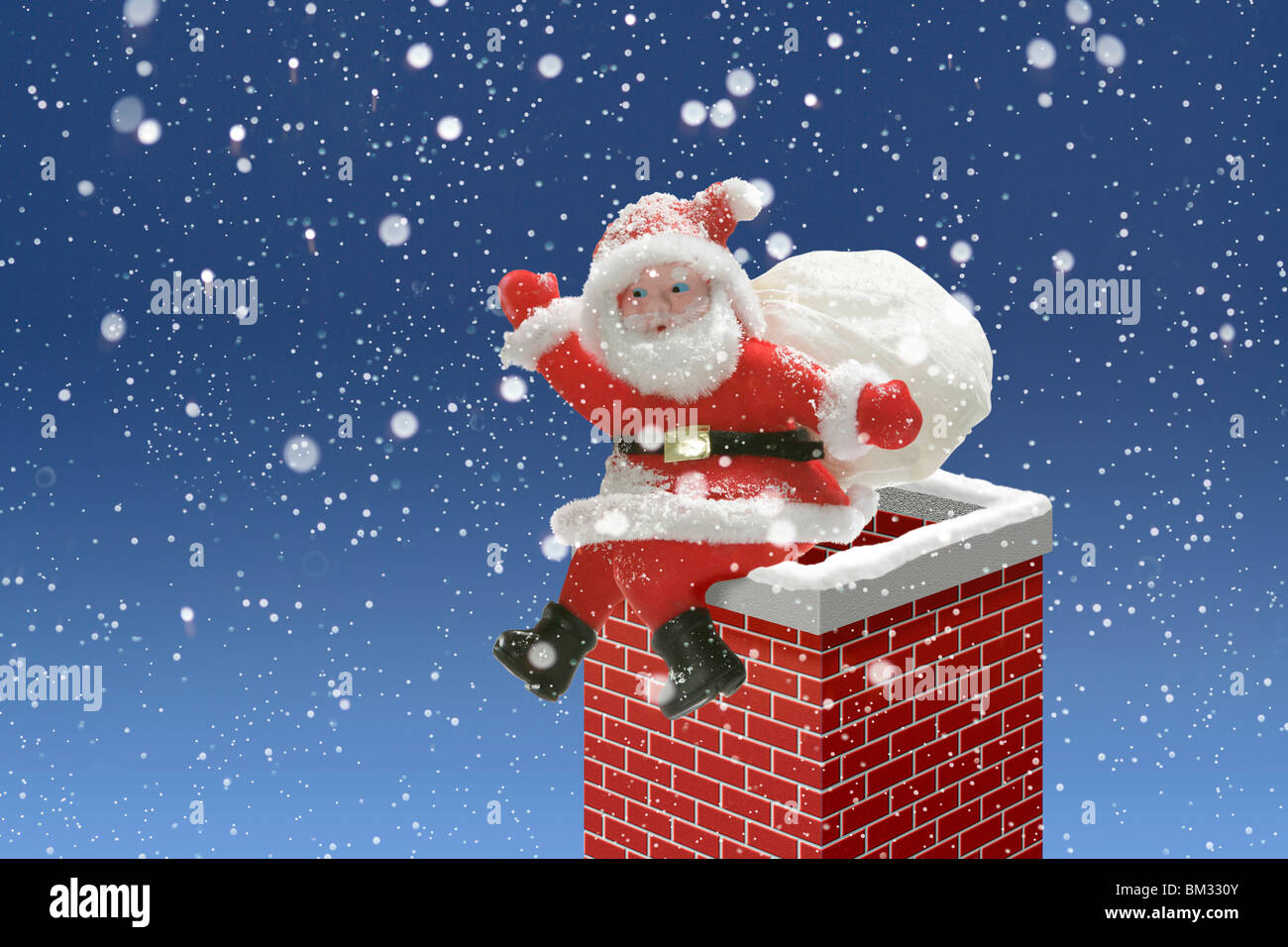 Santa claus sitting on chimney hi-res stock photography and images - Alamy