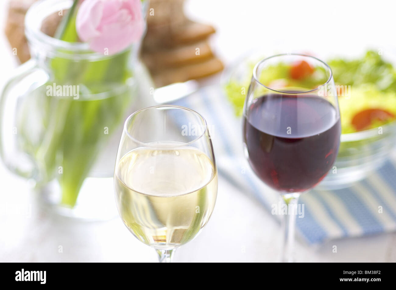 High angle table hi-res stock photography and images - Alamy