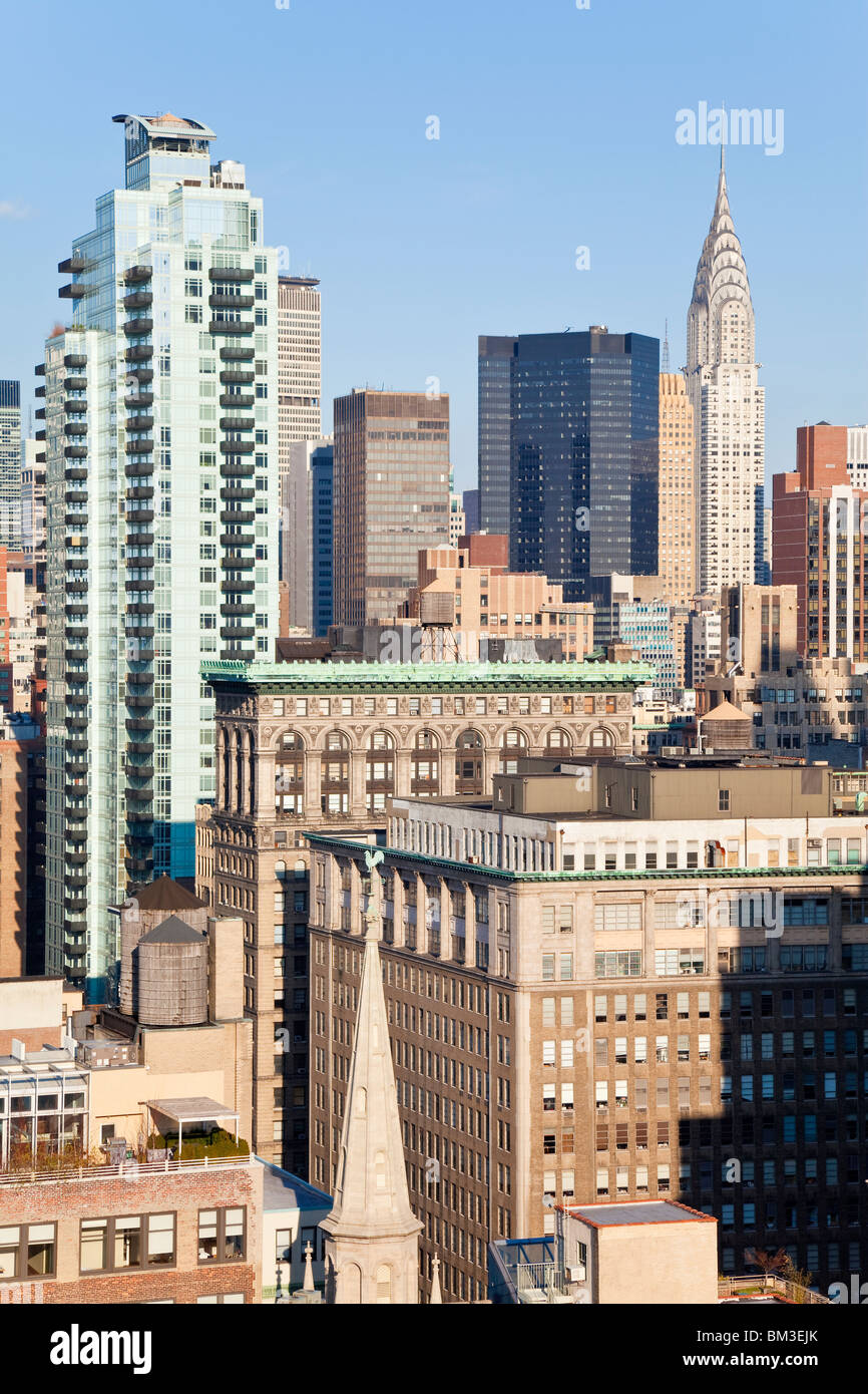 Manhattan midtown high rise view hi-res stock photography and images ...