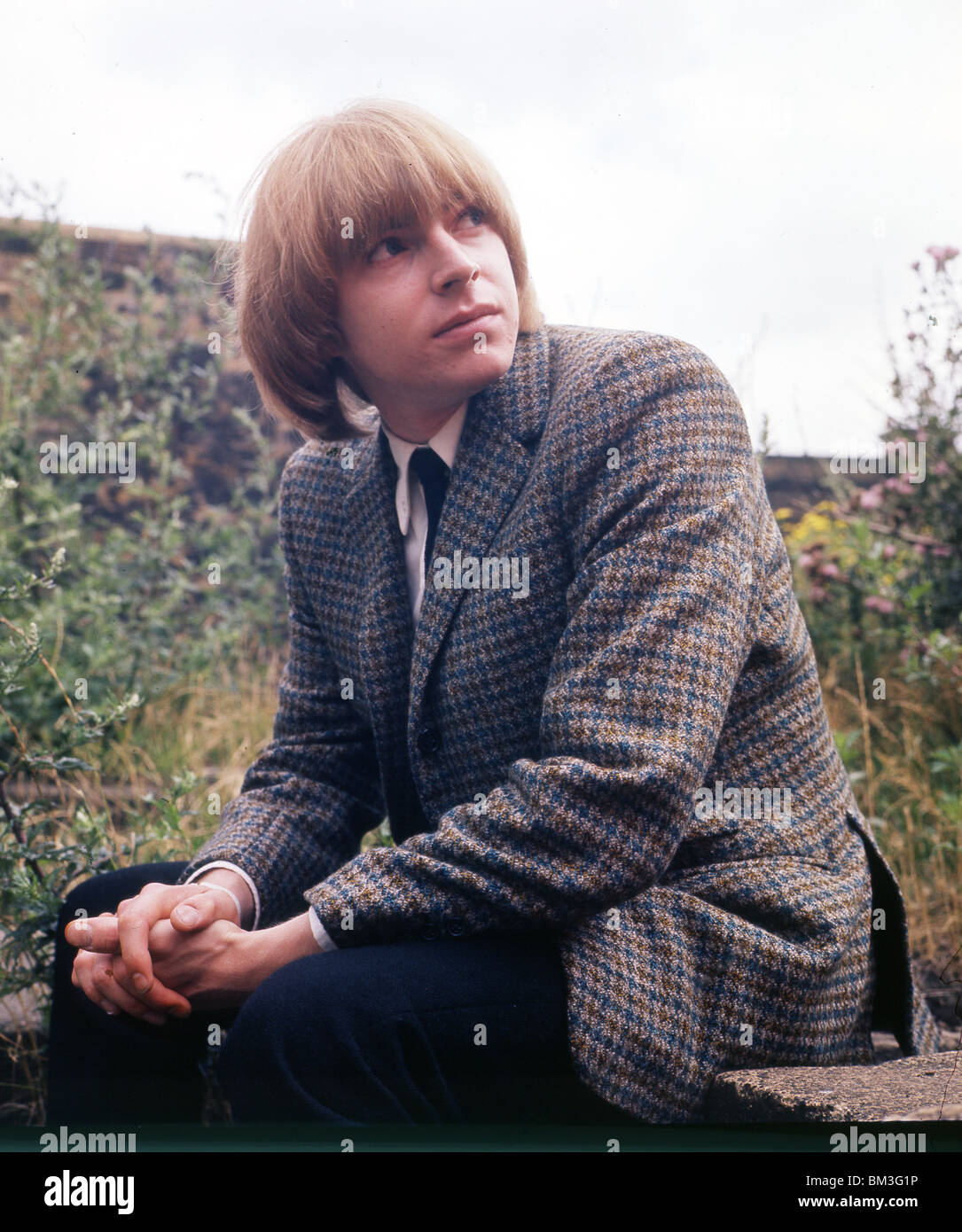 YARDBIRDS lead singer Keith Relf in 1966 Stock Photo Alamy