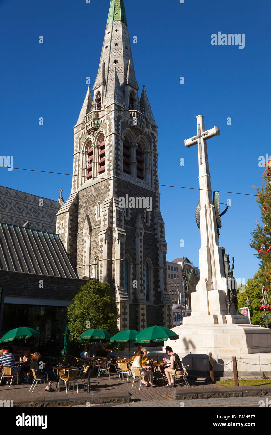 Cafe beneath the spire of the Christ Church Cathedral. Christchurch, Canterbury, South Island, New Zealand Stock Photo