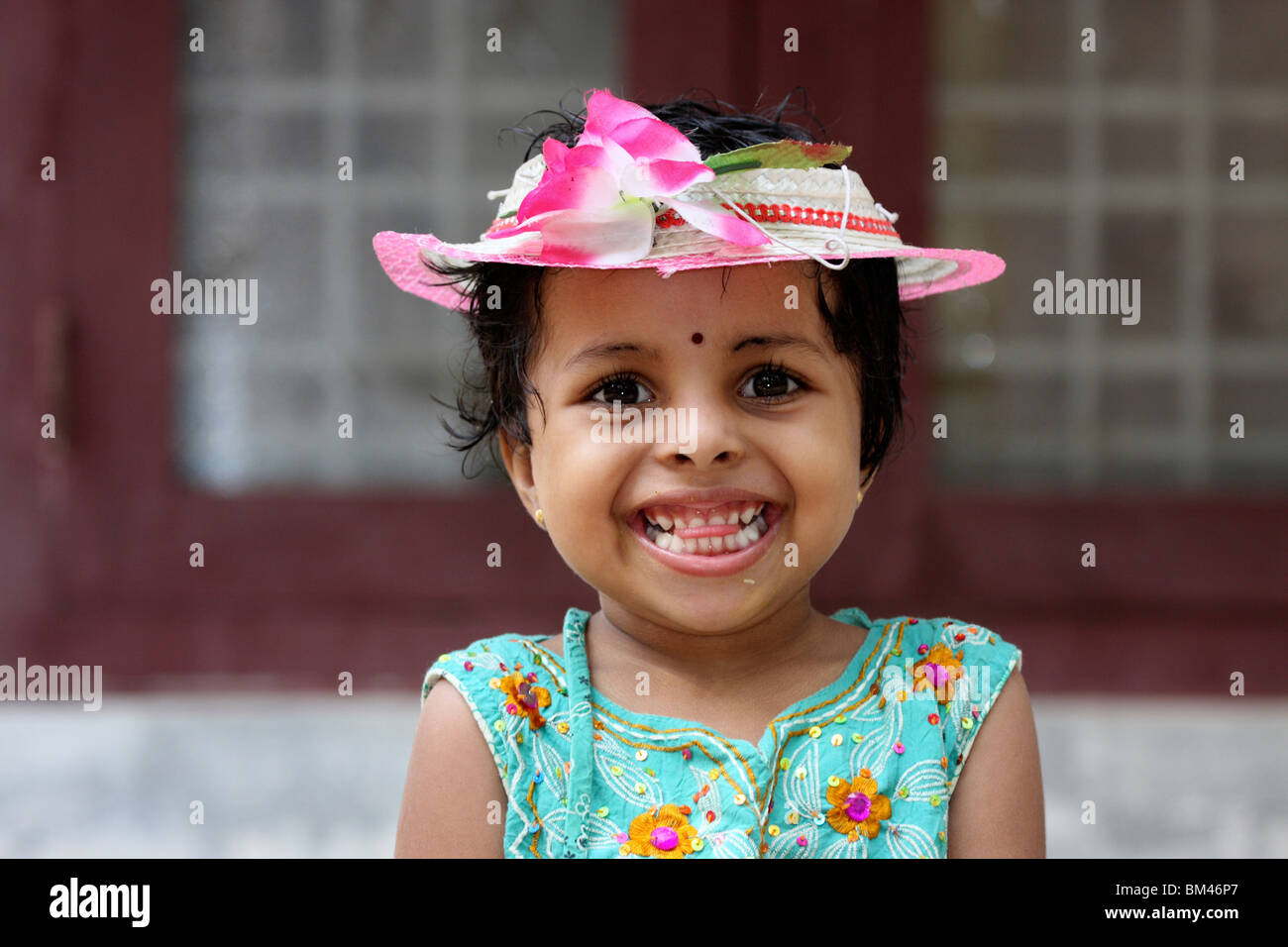 India kerala thrissur indian girl hi-res stock photography and images ...