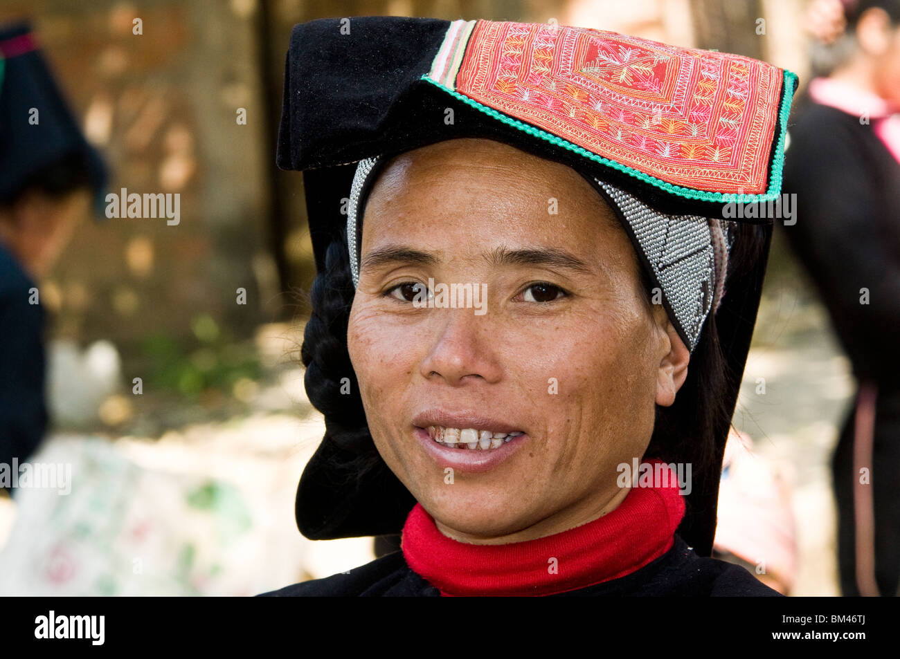 Yi minority hi-res stock photography and images - Alamy