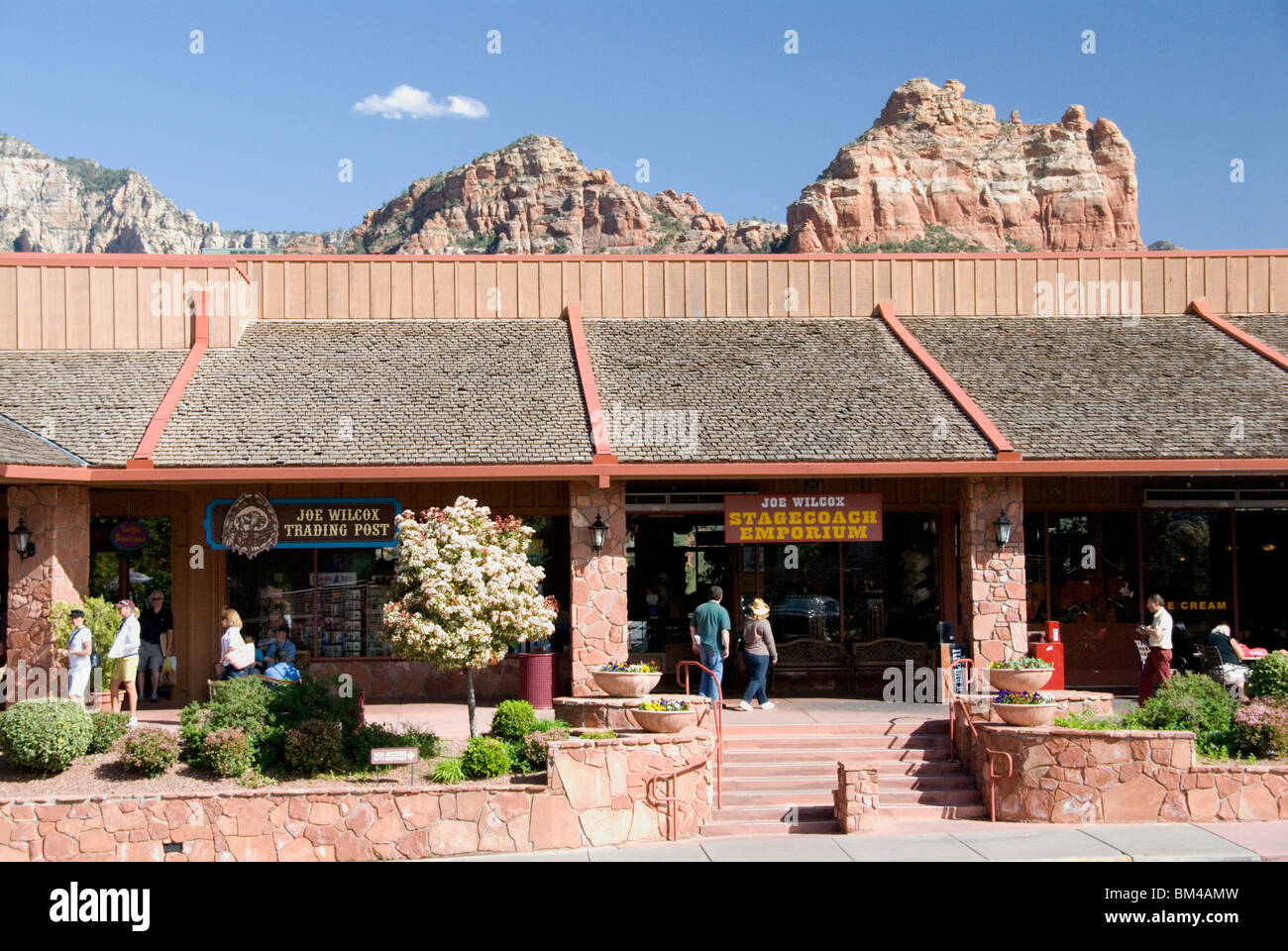 Shops shopping in main street Highway 89A through the city of Sedona Arizona USA  Stock Photo