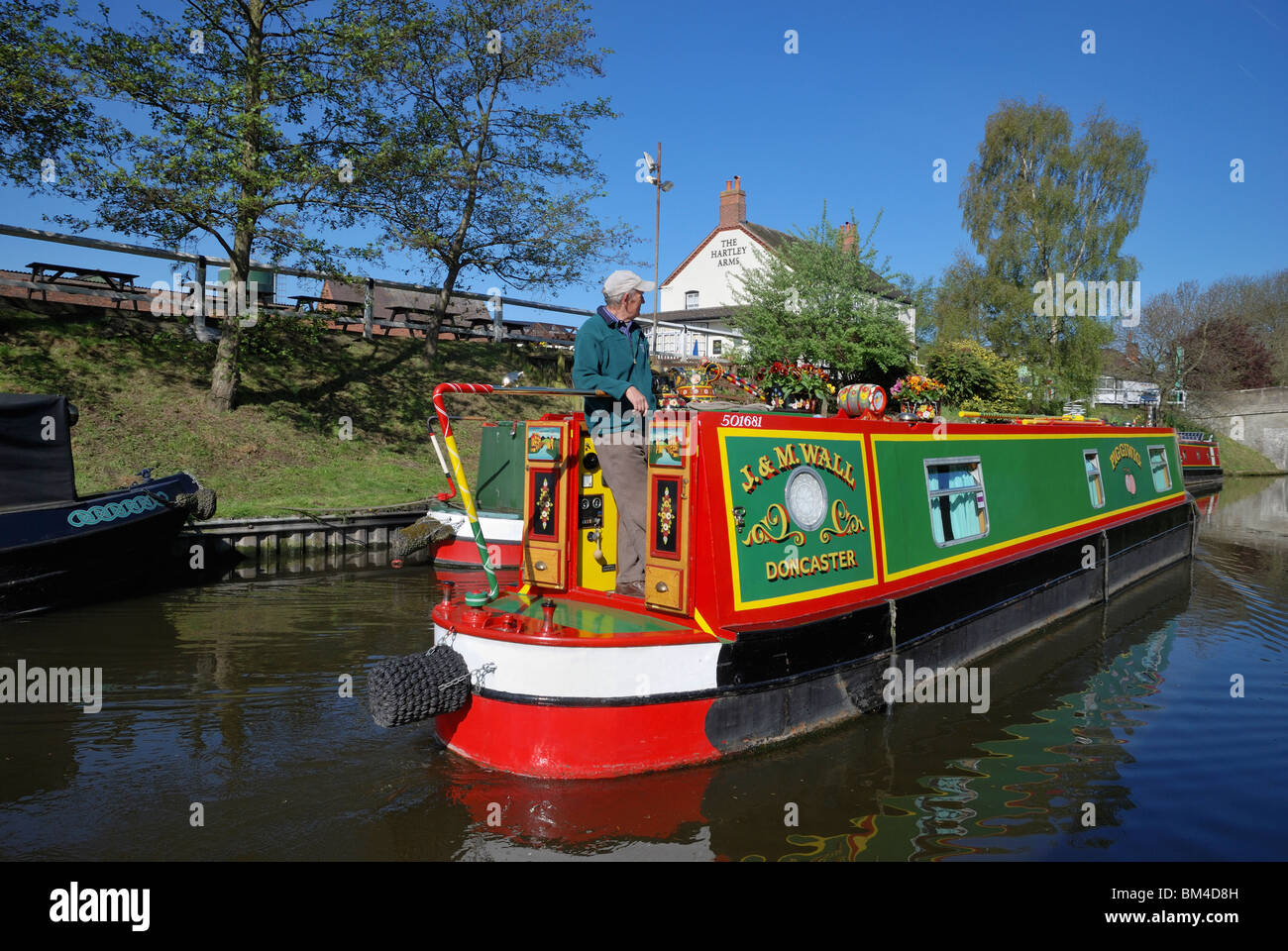 A traditional English narrow boat Stock Photo Alamy