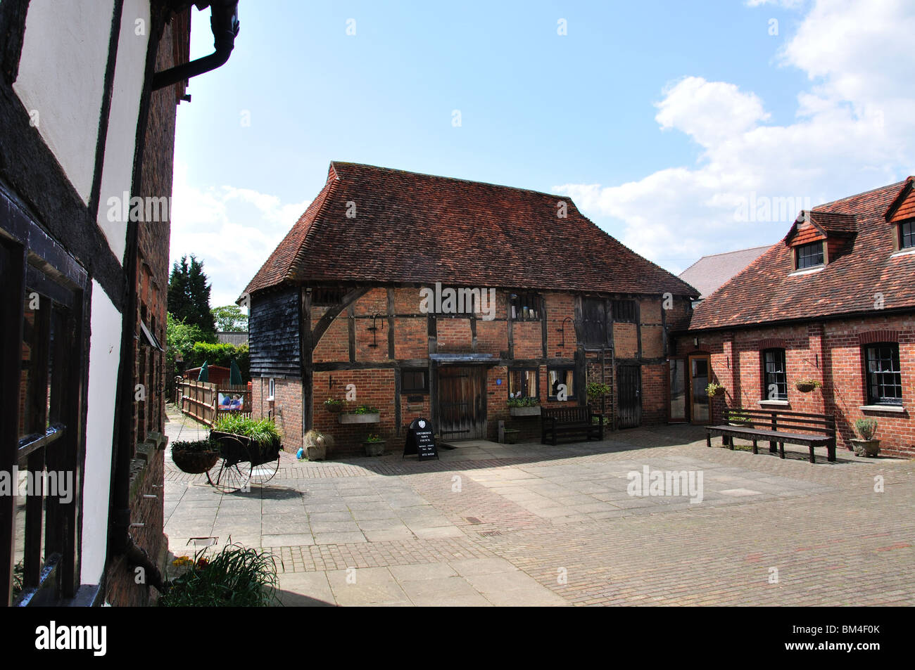 Dogget's Barn, High Street, Edenbridge, Kent, England, United Kingdom