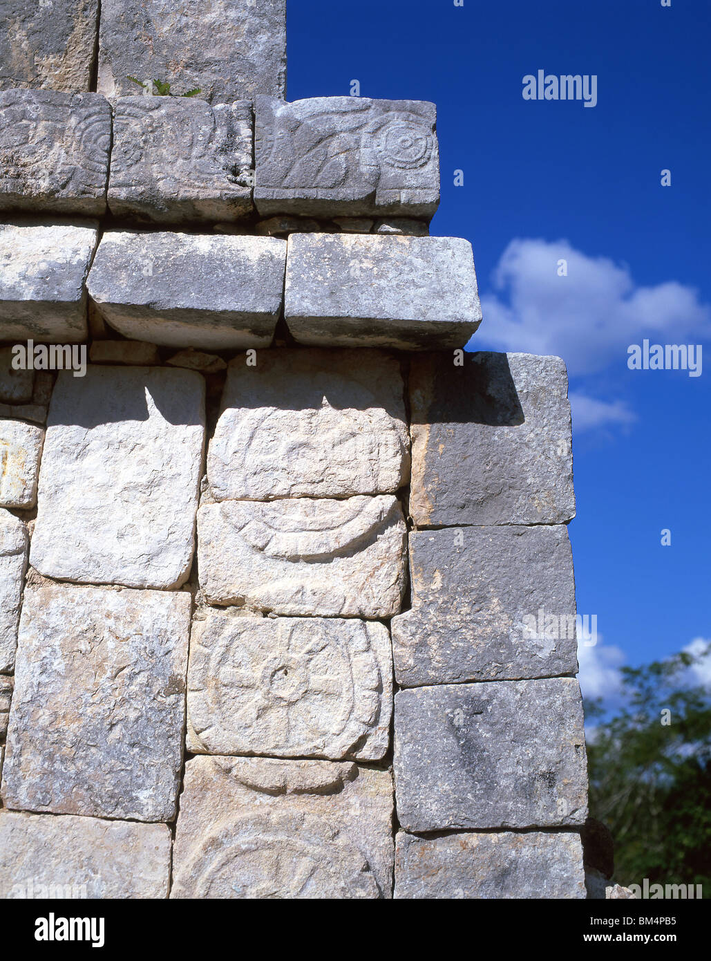 Carvings on walls, Chichen Itza, Yucatan Peninsula, Yucatan State, Mexico Stock Photo