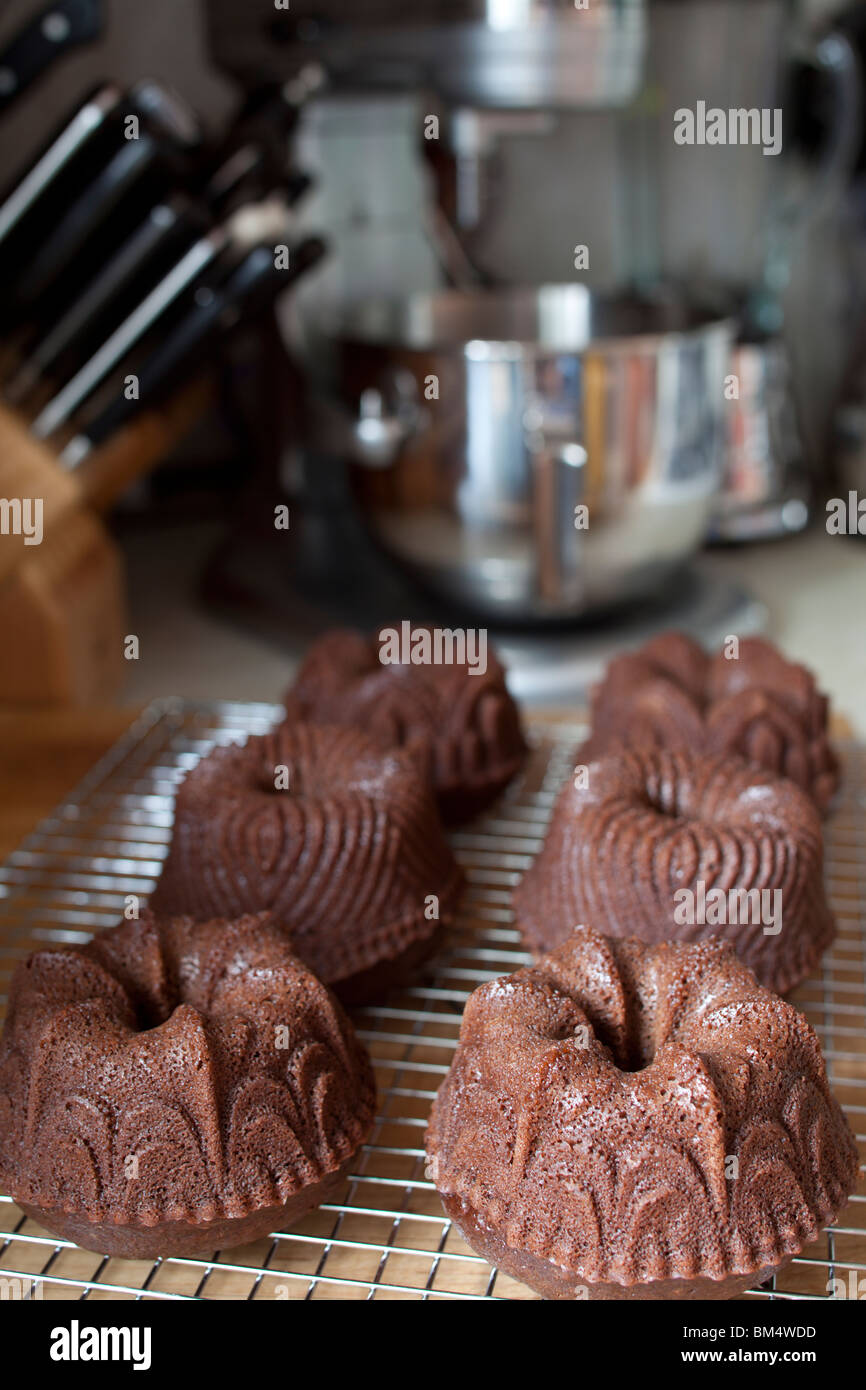 Nordic Ware Garland Mini Bundt Pan