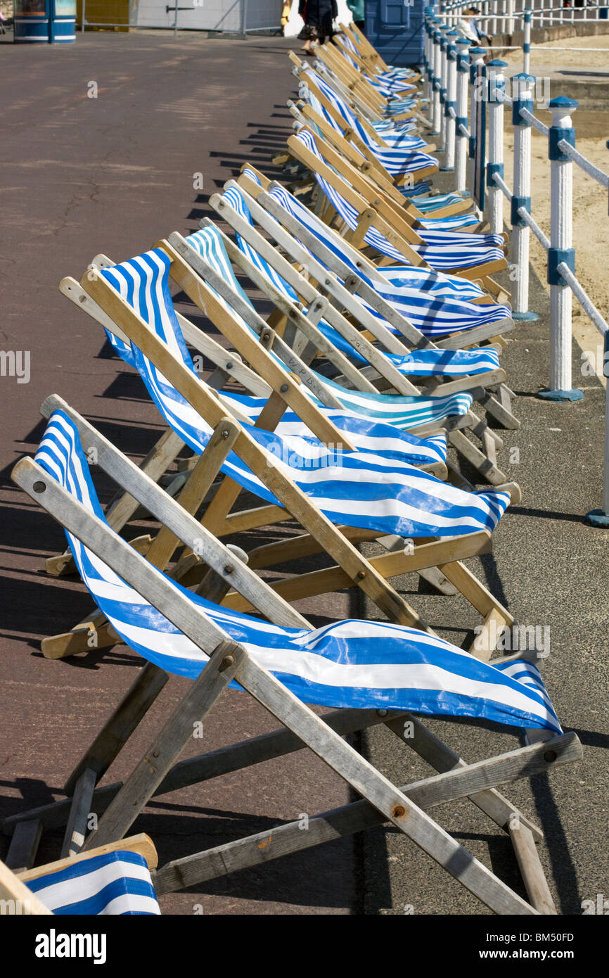 Promenade deck chairs hi-res stock photography and images - Alamy