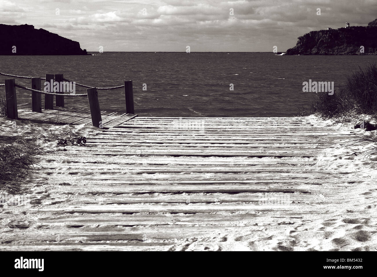 Silver beach pier hires stock photography and images Alamy