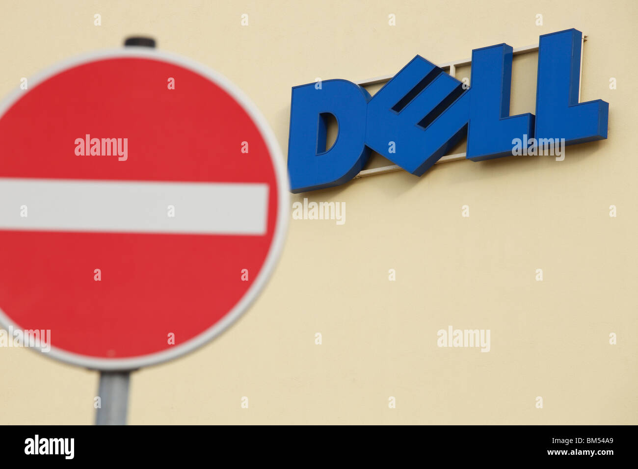 stop sign in front of the Dell Call-Center for Germany in Halle (Saale) Stock Photo