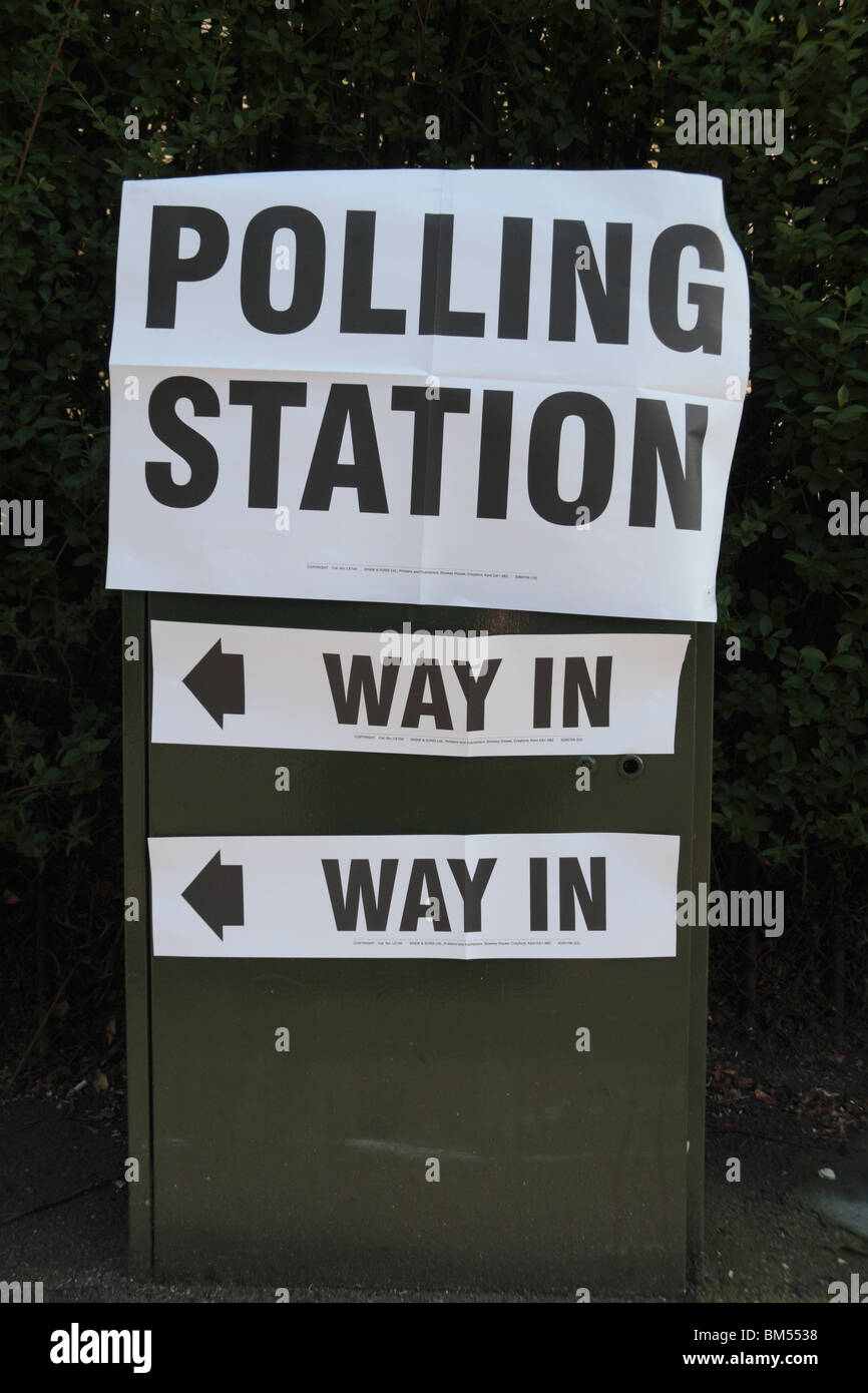 A standard Polling Station & 'Way in' sign outside a polling station during the 2010 General Election in Hounslow, UK. May 2010 Stock Photo