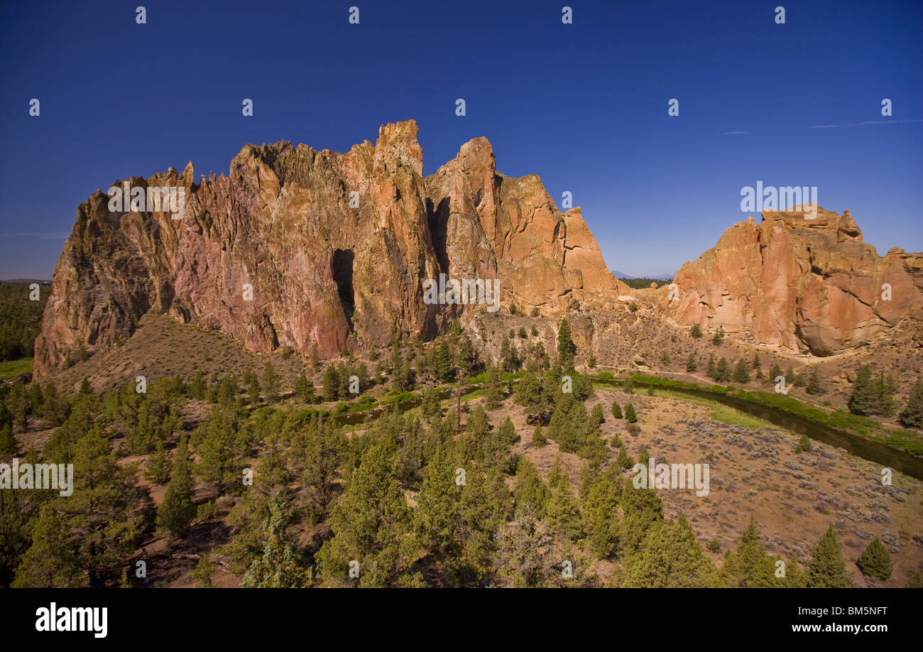 REDMOND, OREGON, USA - Smith Rock State Park and the Crooked River. Stock Photo