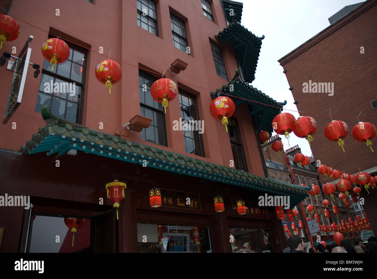 Lanterns across a street hi-res stock photography and images - Alamy