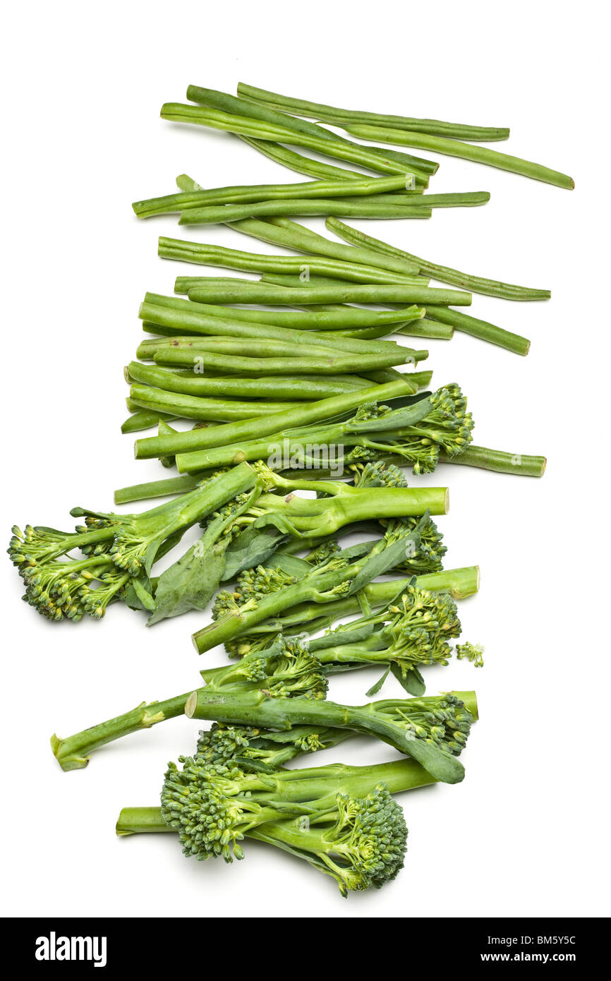 fine bean tenderstem broccoli green vegetables Stock Photo Alamy