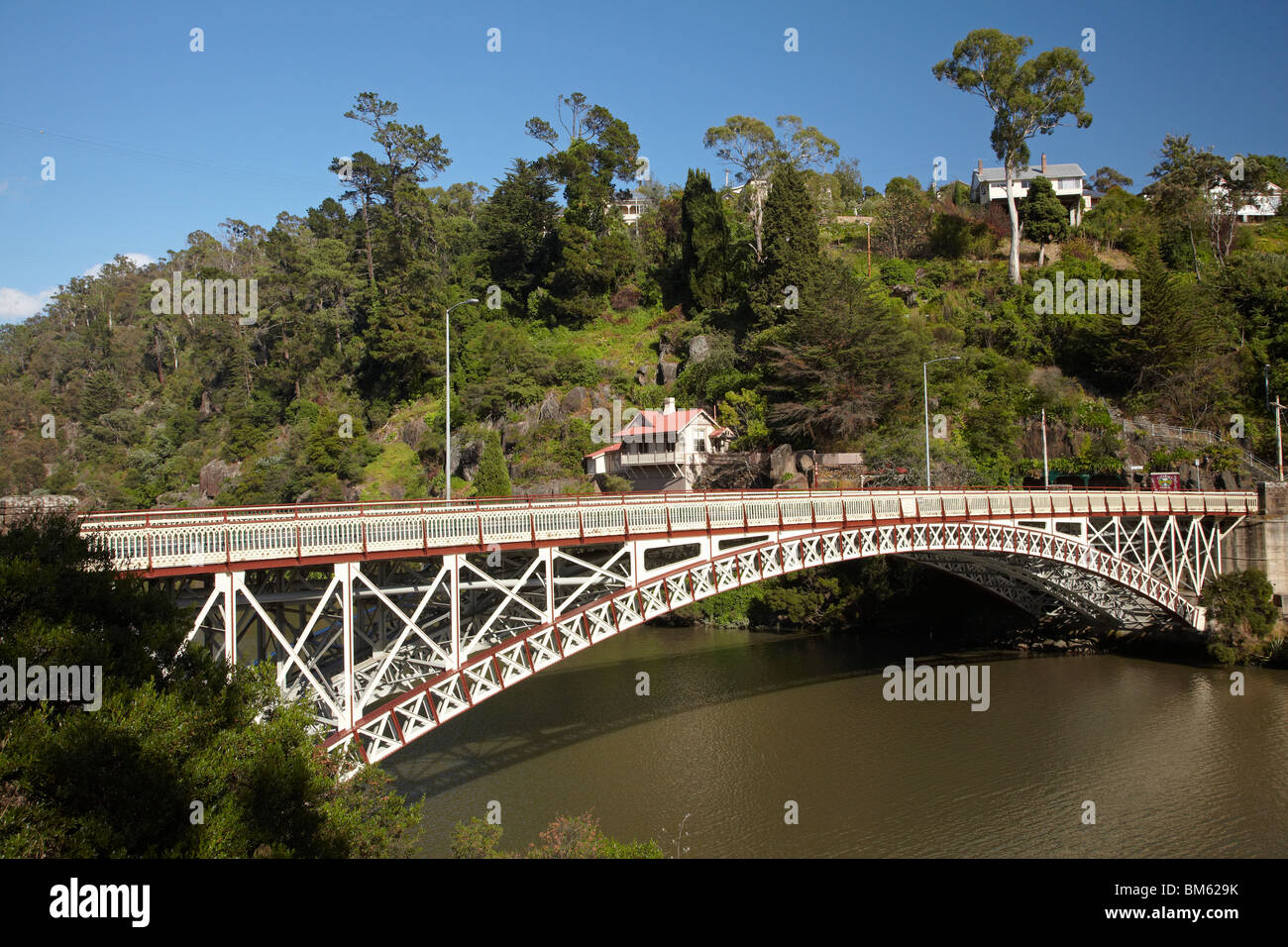 Historic King's Bridge (1864 ), Cataract South Esk River