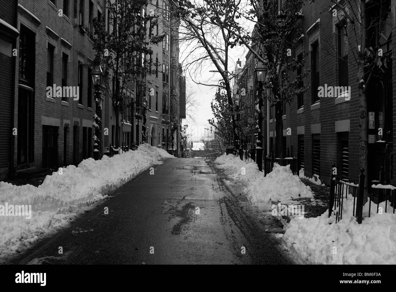 Beacon hill blanketed boston brownstones covered massachusetts street