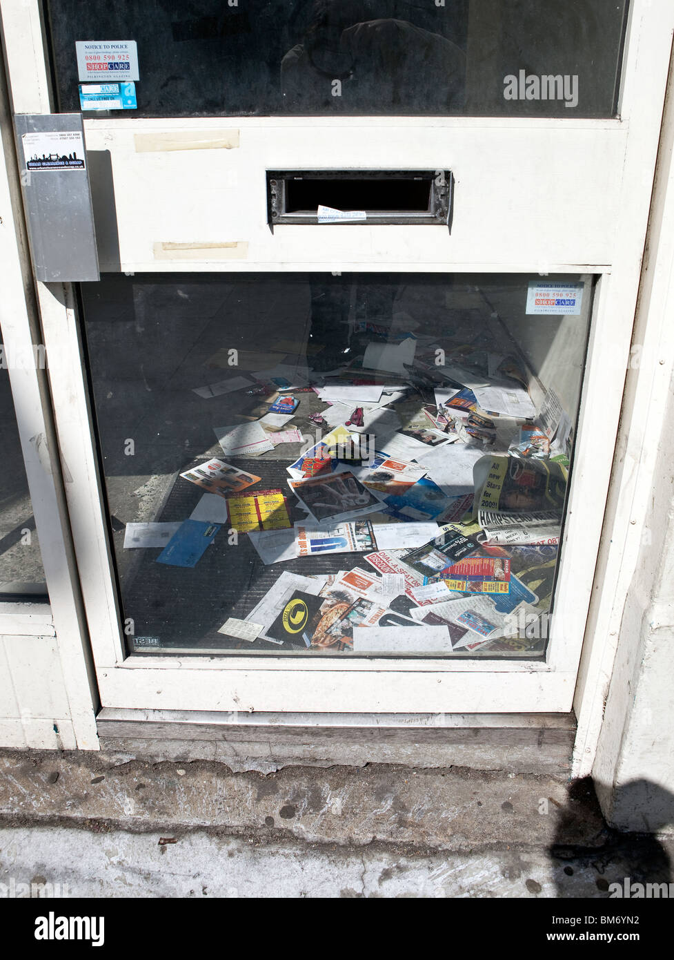 Junk mail pile hi-res stock photography and images - Alamy