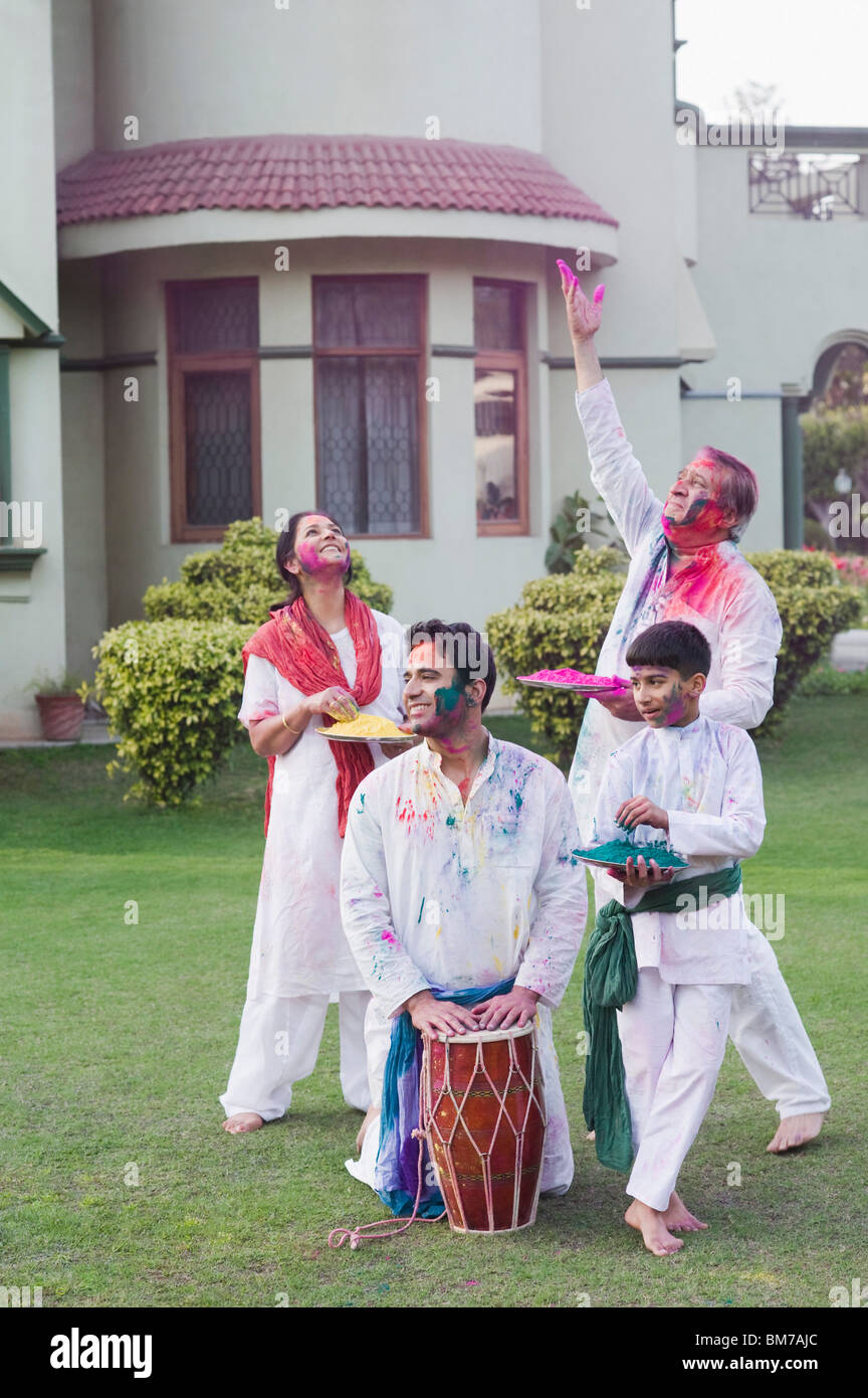 holi family
