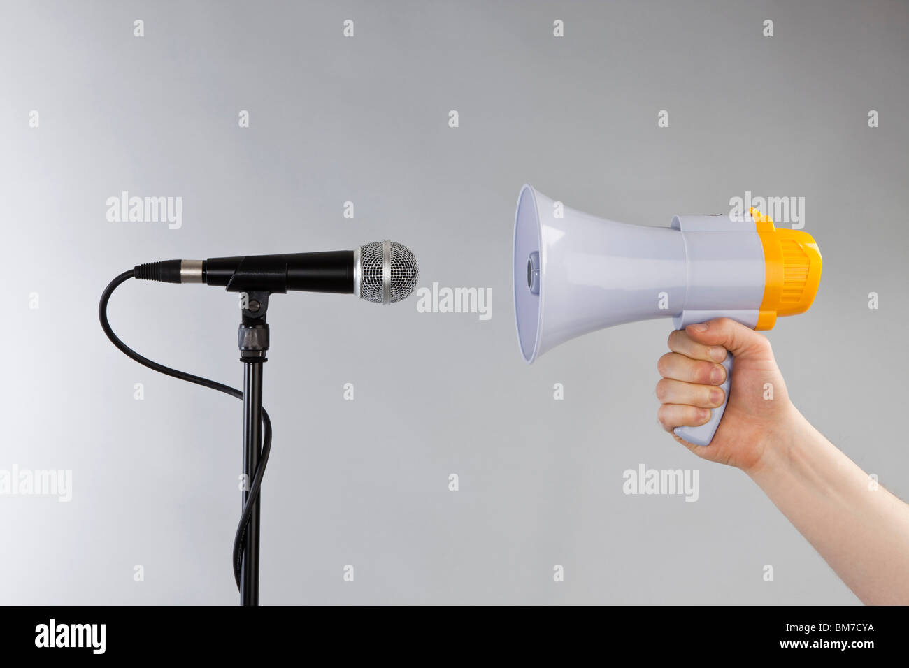 Microphone Vs Megaphone