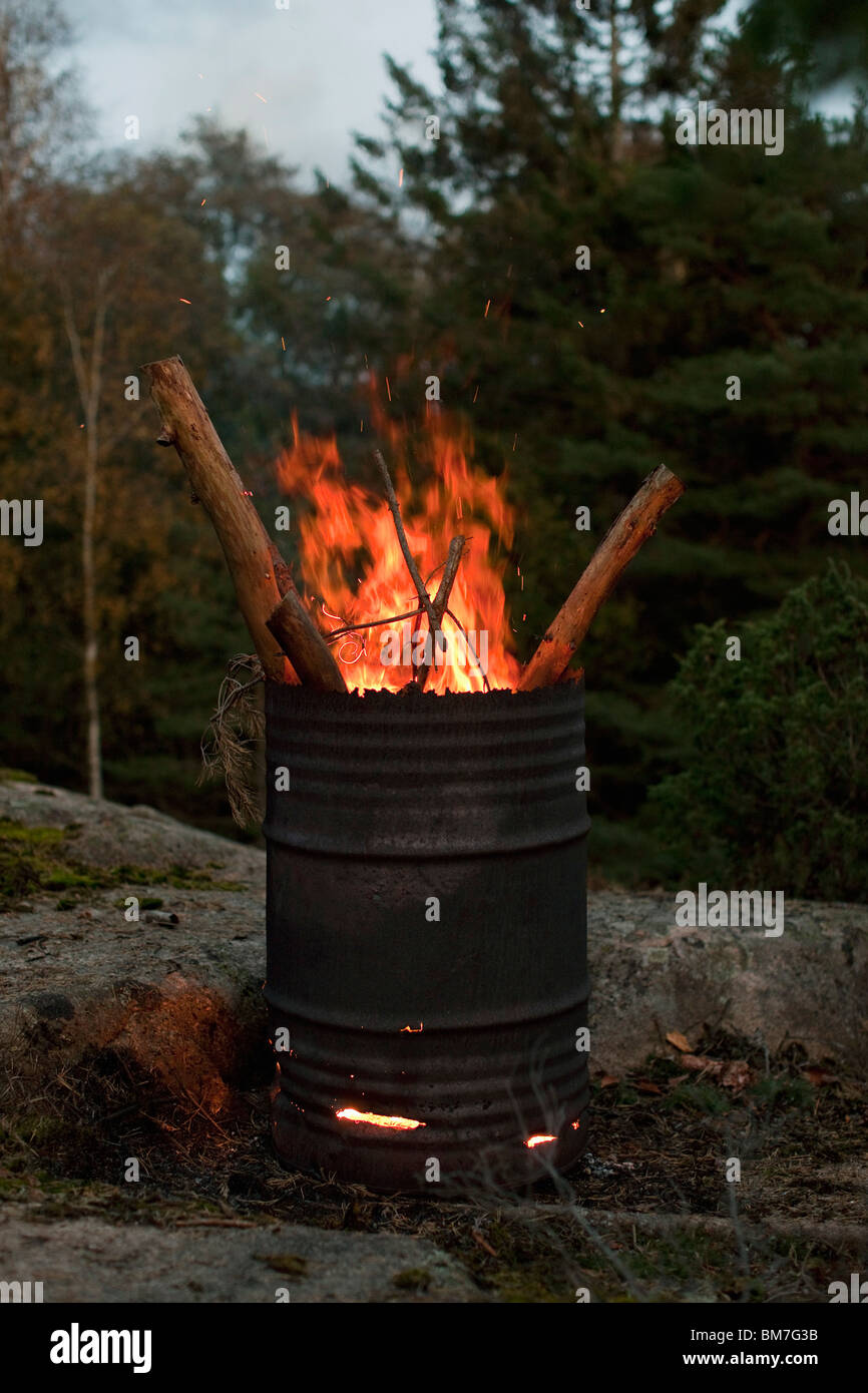 Burn bin hi-res stock photography and images - Alamy