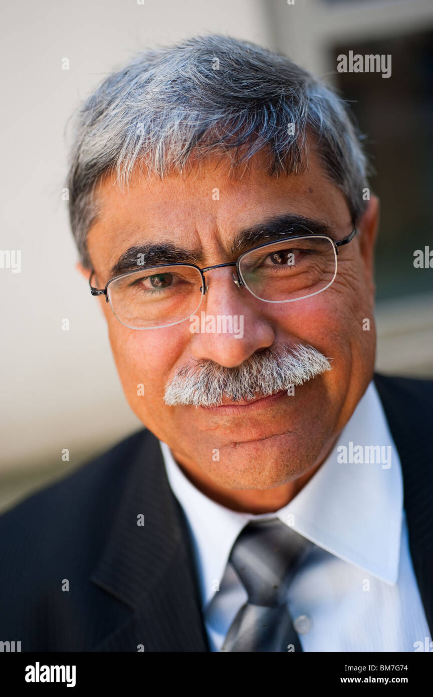 Portrait format lyon hi-res stock photography and images - Alamy