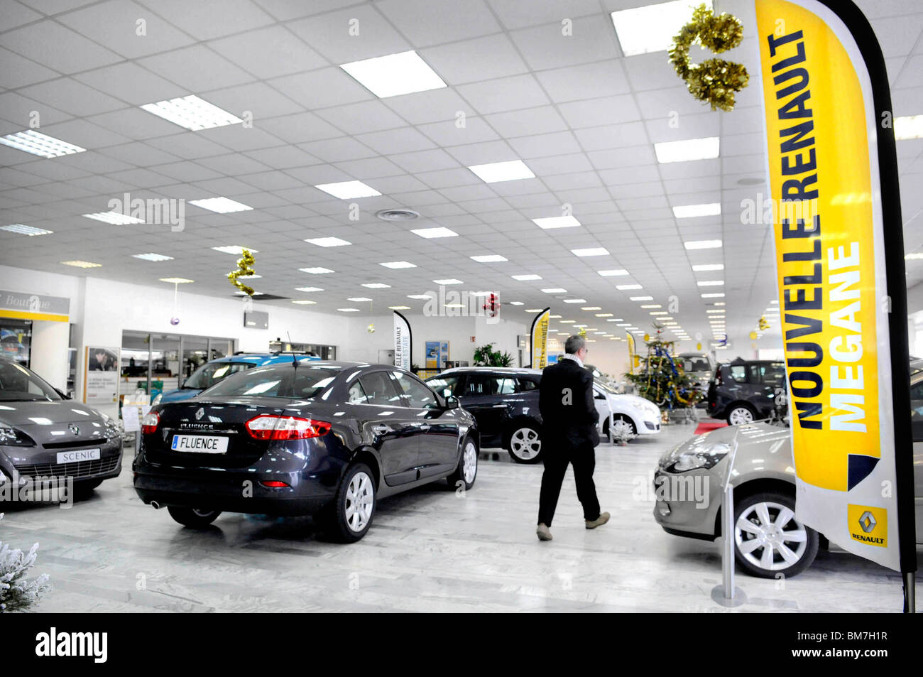 Economy car hi-res stock photography and images - Alamy
