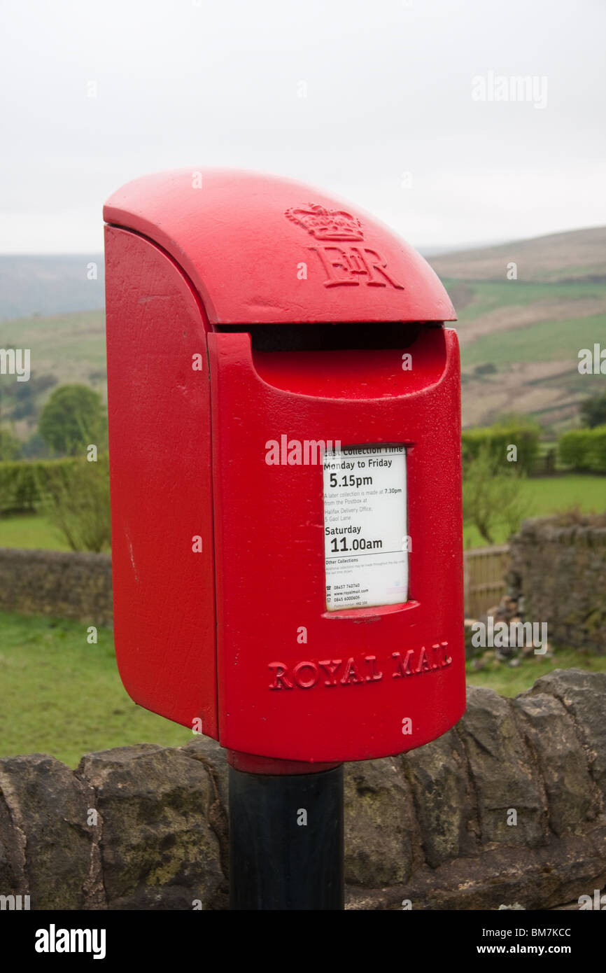 Postbox in village of Wainstalls, Halifax, West Yorkshire Stock Photo