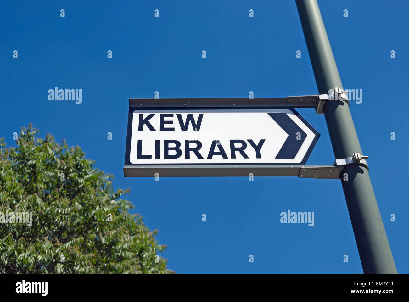 right pointing sign for kew library, kew, surrey, england Stock Photo ...