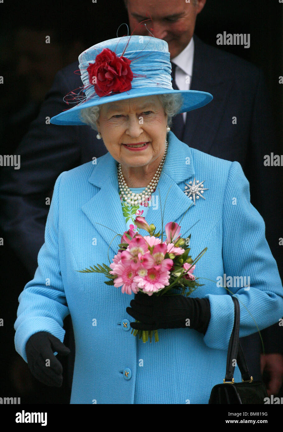 QUEEN ELIZABETH II QUEEN OF ENGLAND 20 May 2010 SCARBOROUGH NORTH YORKSHIRE Stock Photo Alamy