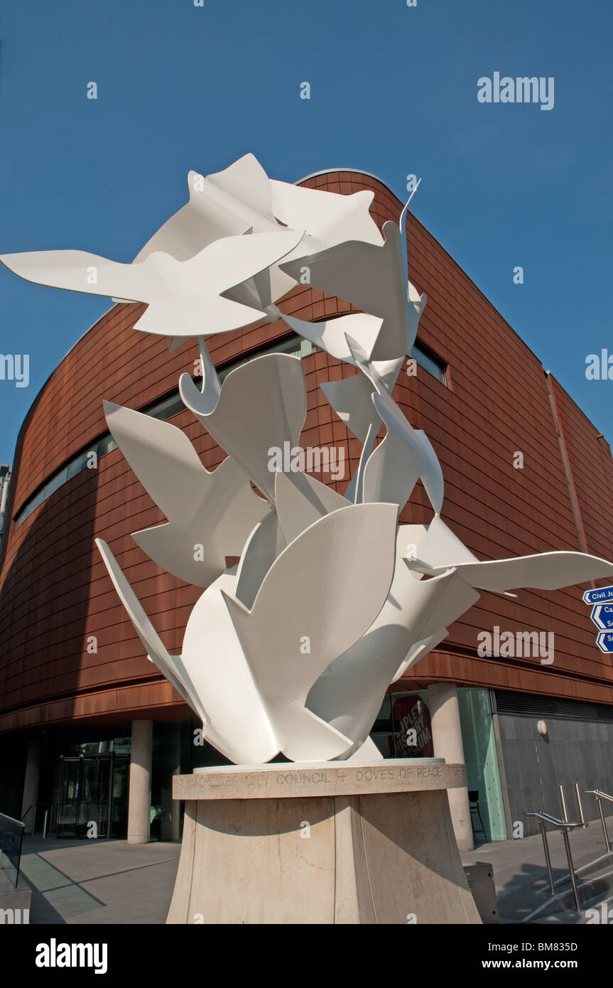 Dove's of Peace sculpture by Michael Lyons against the backdrop of the